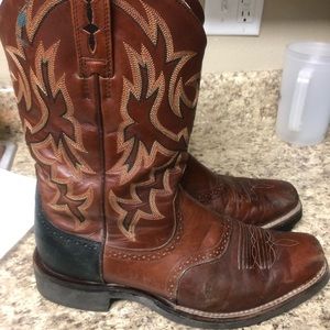 Men’s Ariat boots 11D